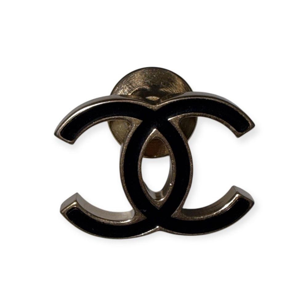 Chanel CC Logo Brooch – Gold Tone & Black Enamel with Box + COA - Picture 5 of 11